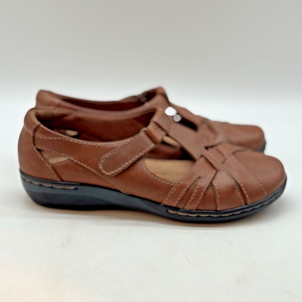 Clarks Collection 16180 Soft Cushion T-Strap Mary Jane Women's 5.5M Brown Shoes